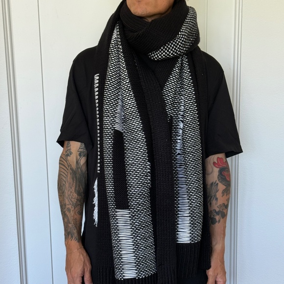 Y-3 x Yohji Yamamoto Oversized Knit Scarf – Monochrome Graphic